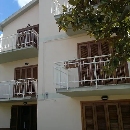 La Tua Casa Vacanze A *